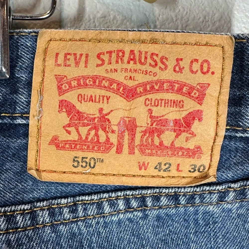 LEVI’S 550 Men’s 42 X 30 Relaxed Fit Baggy Denim Jeans